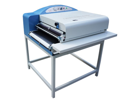 600型防偏热熔粘合机