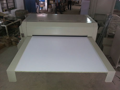 1200型全有动热熔粘合机